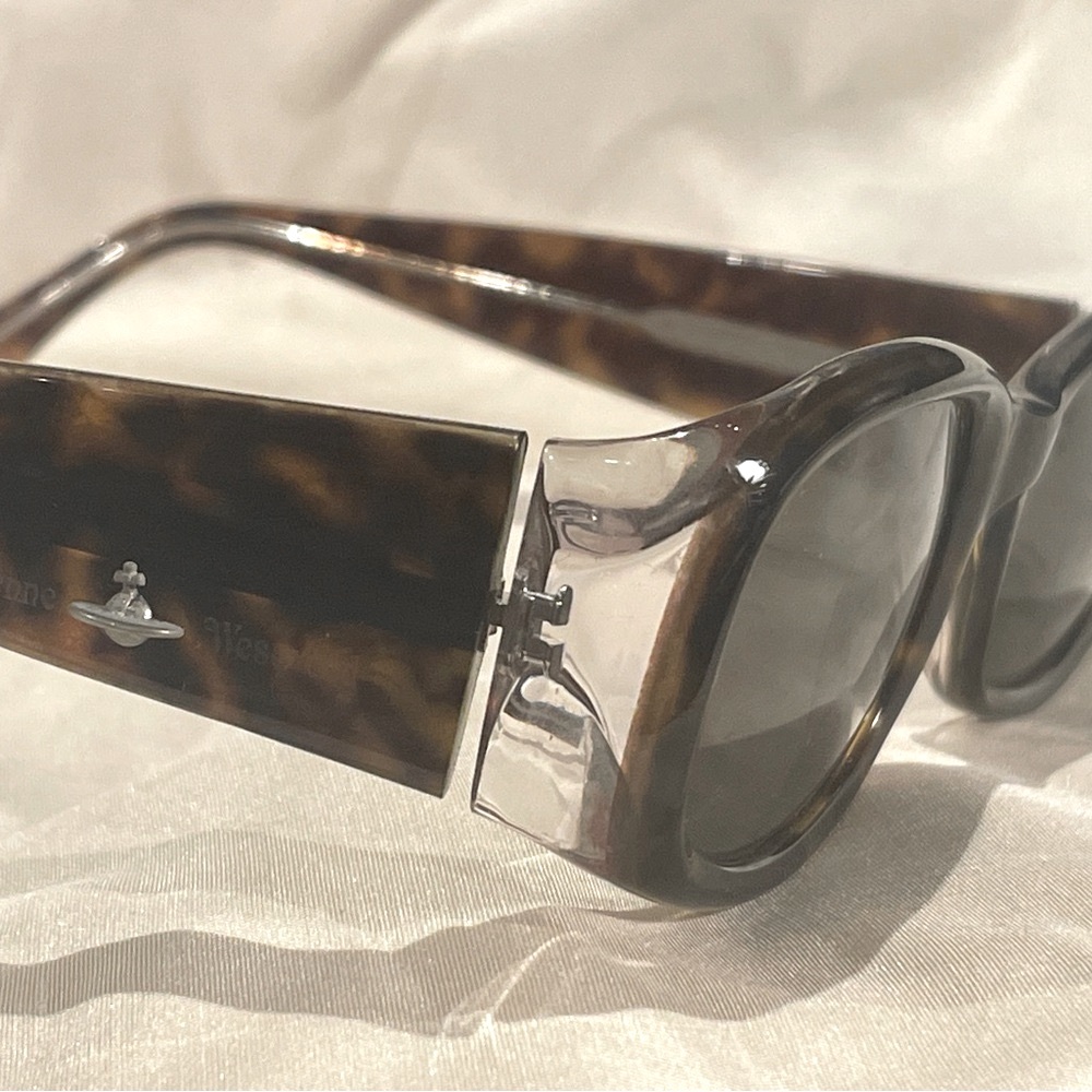 Original Vivienne Westwood Sunglasses Tortoise and Clear with 3D logo